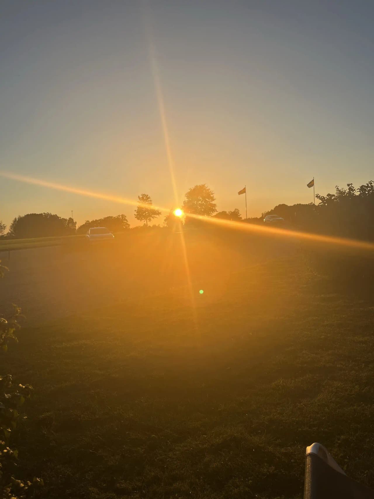 Upplev golf, natur och avkoppling på Tönnersjö GK, din perfekta oas i Hallands vackra landskap! 🌲⛳🛌