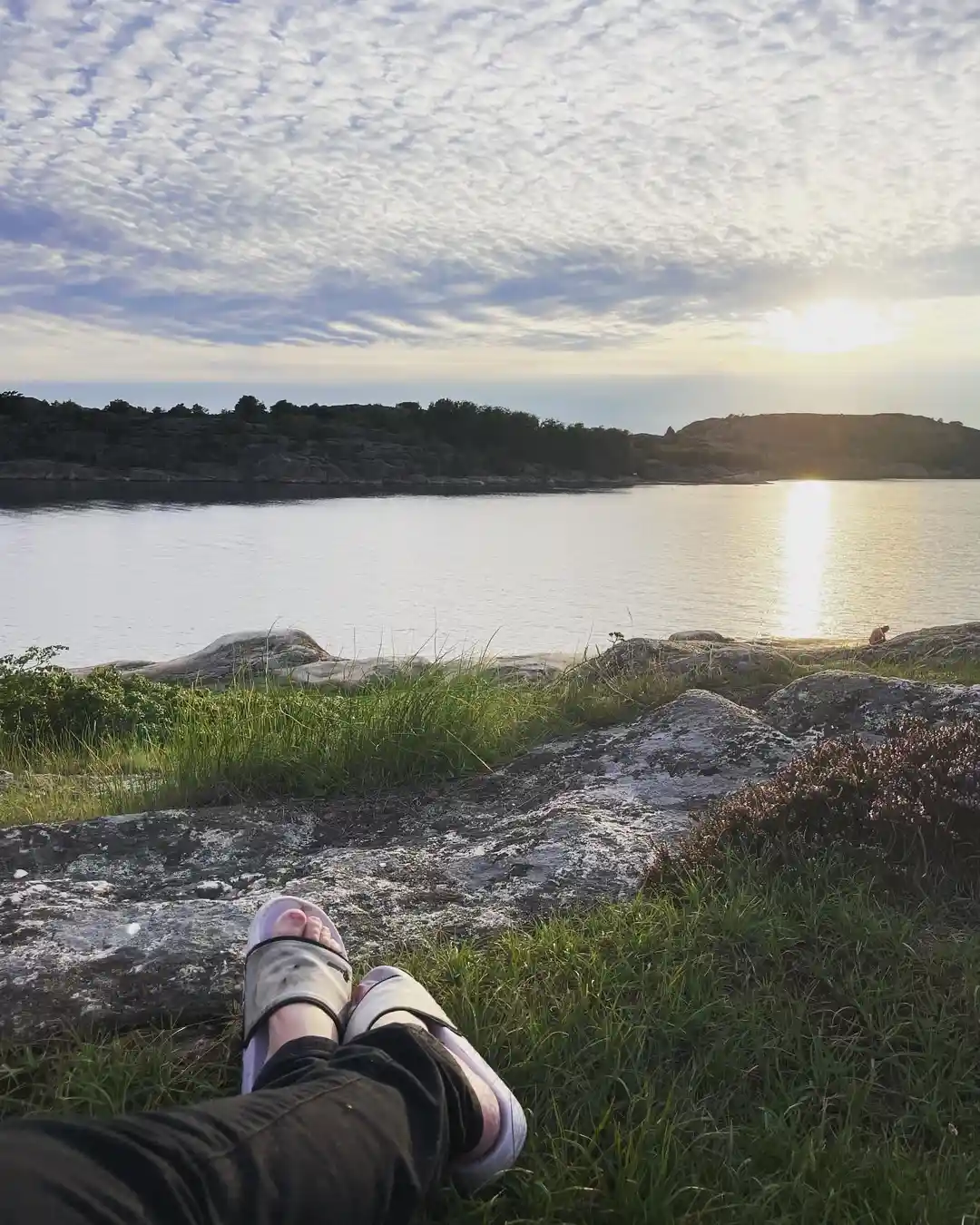 Fjällbacka Camping: Familjevänlig oas vid Bohusläns kust, perfekt för avkoppling och äventyr, med moderna bekvämligheter.