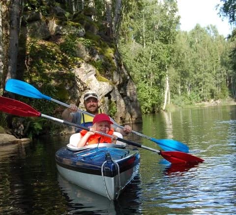 Välkommen till Camping 45 vid Hovfjällets fot – klimatneutralt paradis med äventyr & avkoppling för hela familjen! 🌿🏕️