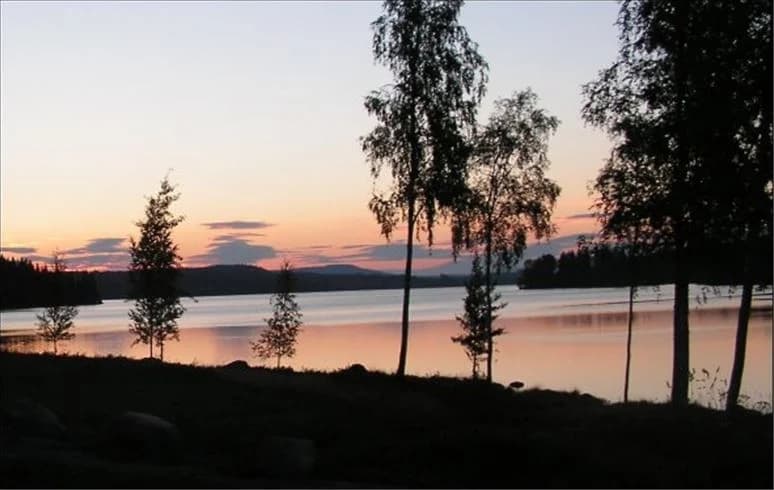 Munkebergs Camping: En naturskön oas i Värmland med stugor, camping och aktiviteter för alla åldrar, nära Filipstad!