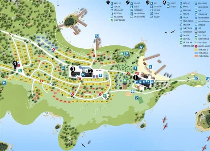 Flygbild över Rafshagsudden, Kalmar camping, visar en naturskön halvö omgiven av hav med grönska och sandstränder. Täta träd och campingplatser syns, med tydlig kontrast mot det blå vattnet i bukten.