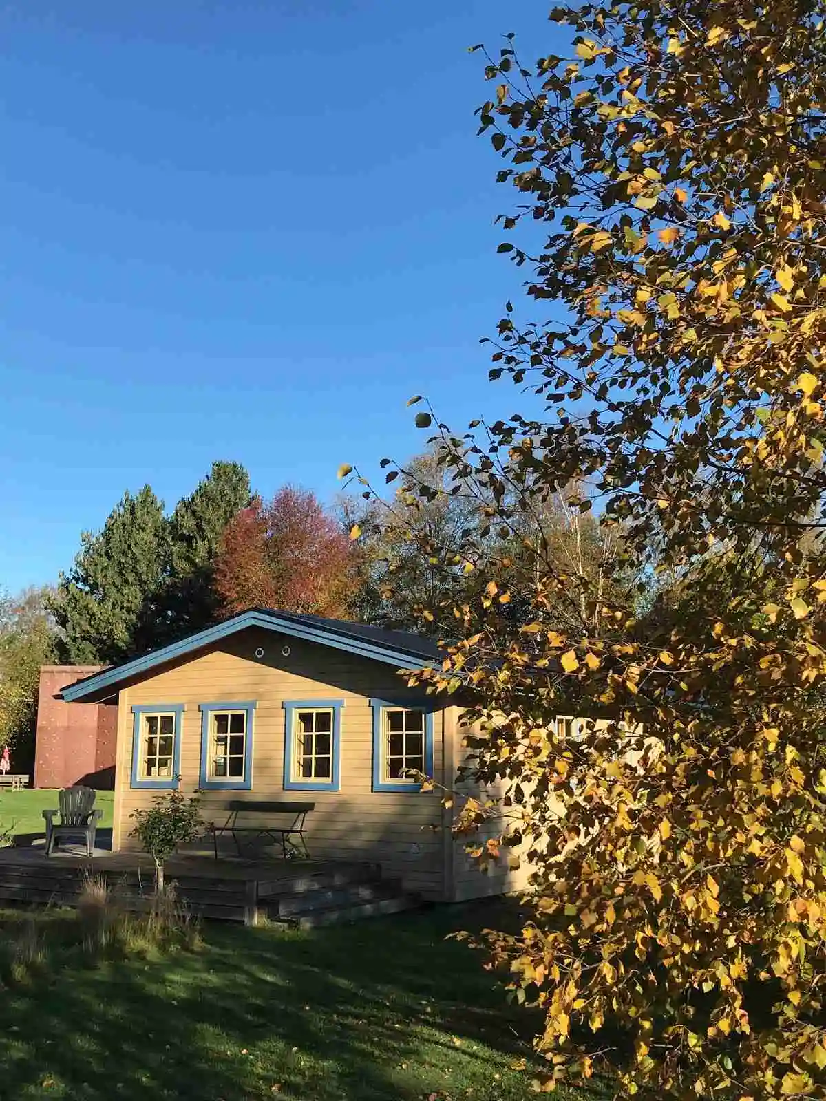 Bli ett med naturen på Yttermalungs camping med stugor, äventyr och oförglömliga upplevelser i hjärtat av Dalarna.