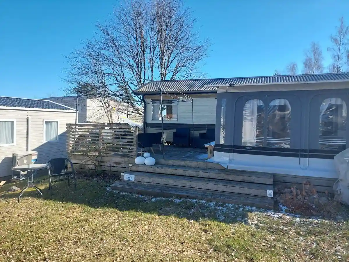 Almöns Bad & Camping: Avkopplande oas vid havet i Bohuslän, fylld med äventyr, naturupplevelser och kulinariska delikatesser.