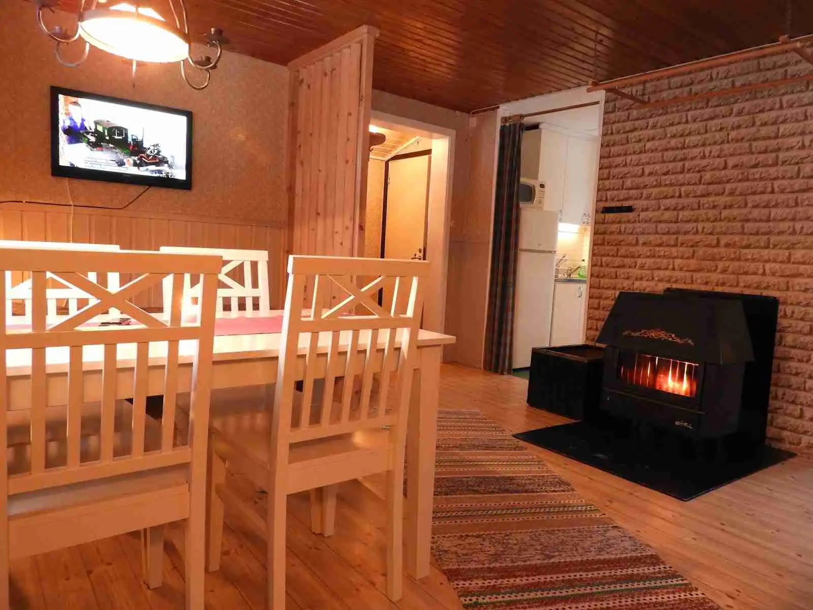 Upptäck fjällens lugn på Grönfjälls Fritidsby - en idyll för avkoppling och äventyr i vacker västerbottnisk vildmark.