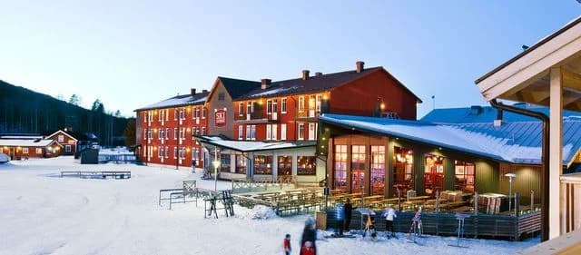 Upplev Branäs Camping: njut av naturen, skidåkning och sommarmagi i Värmlandsfjällen med familjevänliga aktiviteter och bekvämligheter!