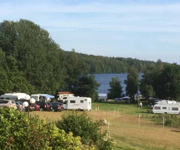 Djupadal Camping: Fantastisk oas vid Orlunden, perfekt för äventyr och avkoppling i Blekinges vackra natur.