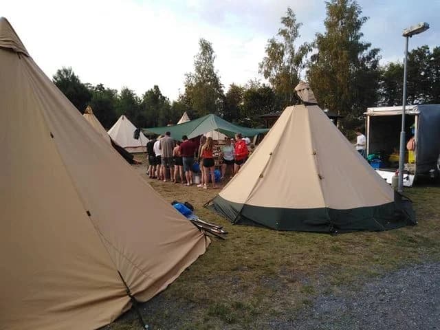 Upplev Smålands skönhet och lugn vid Torne camping, en plats för äventyr och avkoppling nära sjön Åsnen.