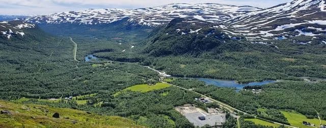 Upplev äventyr och avkoppling i Vindelfjällen på natursköna Umfors Camping!